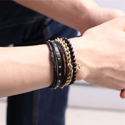 Gestapeltes Armband-Set