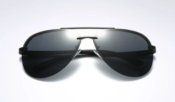 Randlose schwarze Pilotensonnenbrille