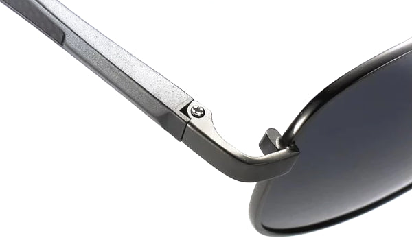 Schwarze polarisierte Pilotensonnenbrille