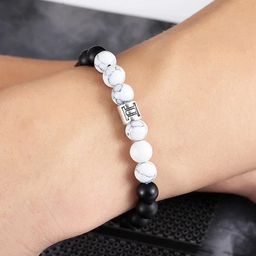 Weißes Perlen-Sternzeichen-Armband