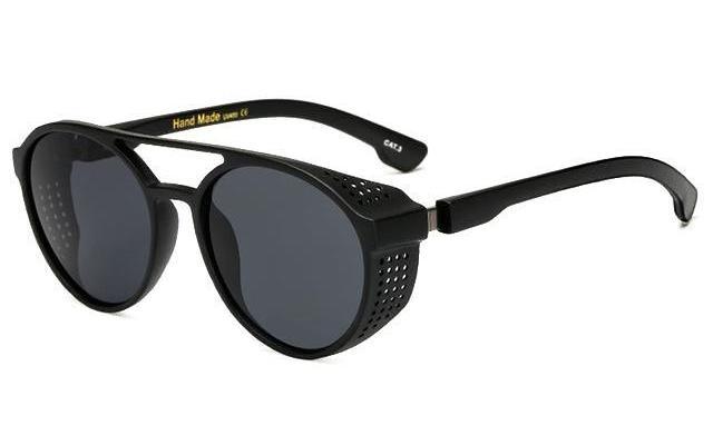 Sonnenbrille mit seitlichem Schild